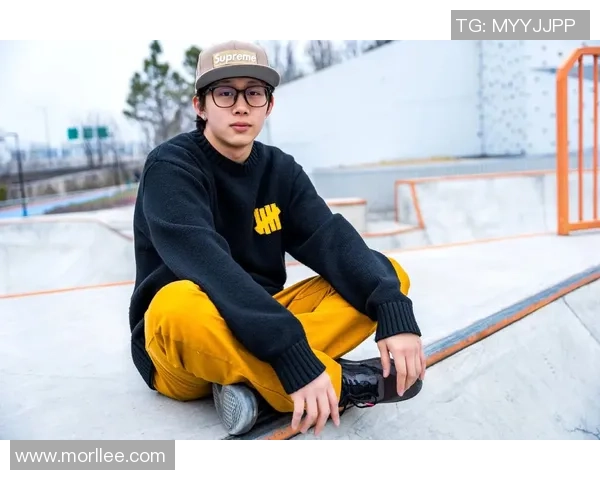 南京滑板队的蜕变与成长极限运动嘉年华的精彩瞬间回顾 南京滑板队的蜕变与成长极限运动嘉年华的精彩瞬间回顾